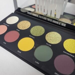 NEW No Box UOMA Black‎ Magic Allure Eyeshadow Palette 10 Shades + Mirror
